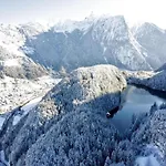 Daire In Zillertal Near Slopes *